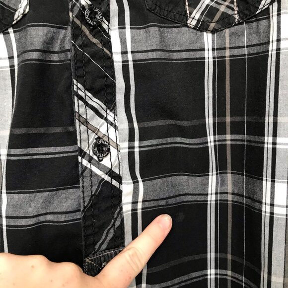 URBAN Vintage Y2K Skull Grunge Men's Small Button Up Shirt - Picture 8 of 8